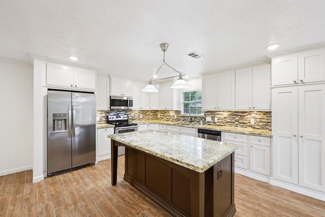 5985 Navajo Trl, Beaumont, TX 77708 - photo 9