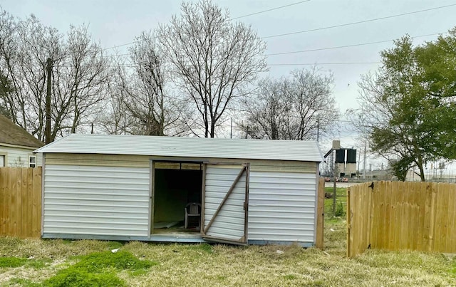 view of outbuilding