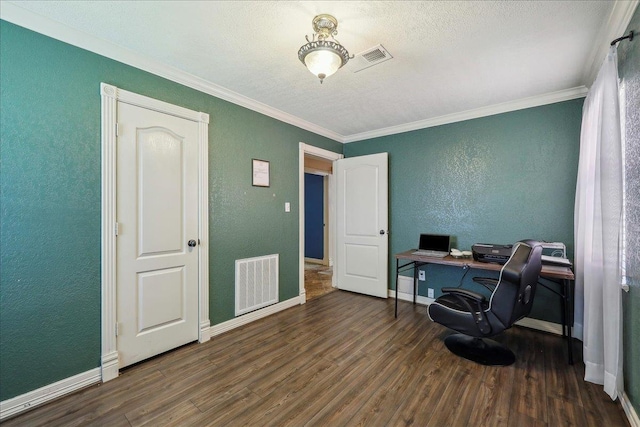 319 Dixie Dr, Bridge City, TX 77611 - office space featuring a textured wall, wood finished floors, ornamental molding, baseboards, and a textured ceiling