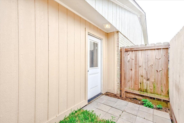 5960 Meadow Way, Beaumont, TX 77707 - property entrance with fence