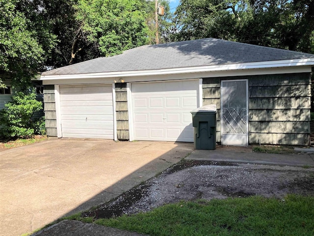 4701 Redbird St, Port Arthur, TX 77642 - view of detached garage