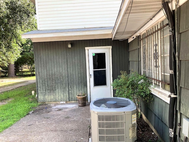 4701 Redbird St, Port Arthur, TX 77642 - exterior view of cooling unit