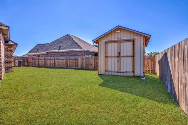 3435 Grey Hawk, Beaumont, TX 77707 - view of yard