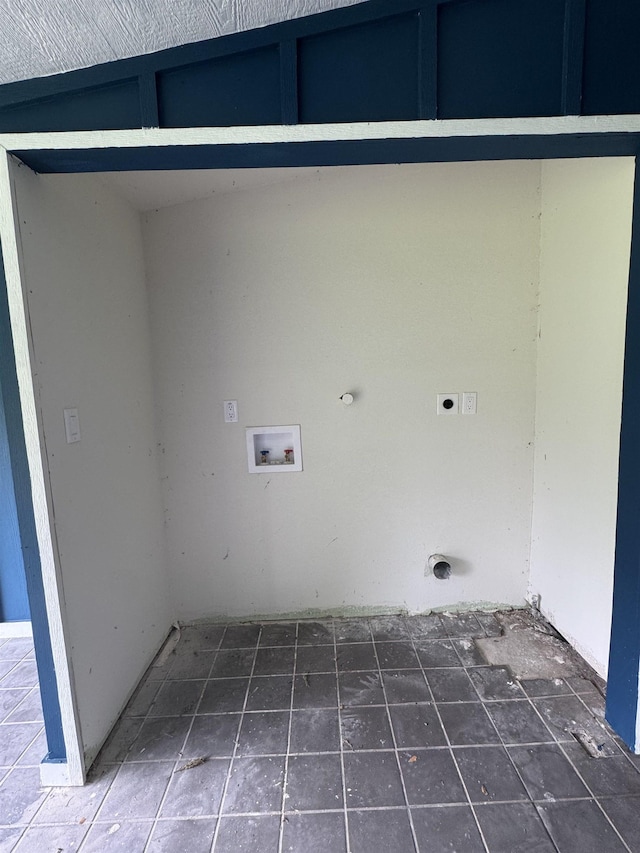 3128 58th St, Port Arthur, TX 77640 - laundry area with hookup for an electric dryer and hookup for a washing machine