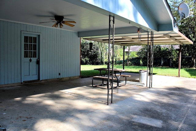 view of patio with ceiling fan