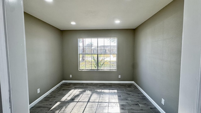 674 Ridgewood Dr, Port Neches, TX 77651 - empty room featuring recessed lighting and baseboards