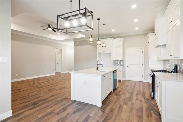 916 E Arizona, Bridge City, TX 77611