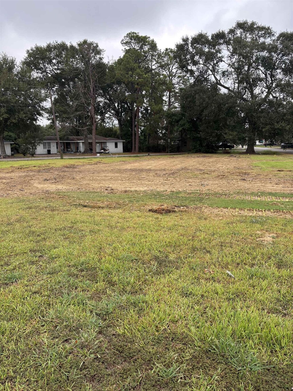 2006 5th St, Port Neches, TX 77651