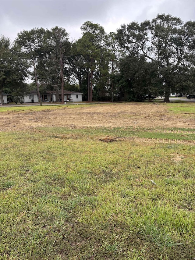 2006 5th St, Port Neches, TX 77651