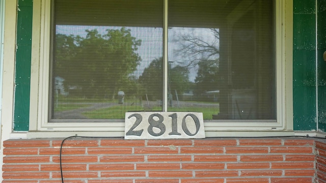 2810 Dogwood Ln, Beaumont, TX 77703 - photo 4