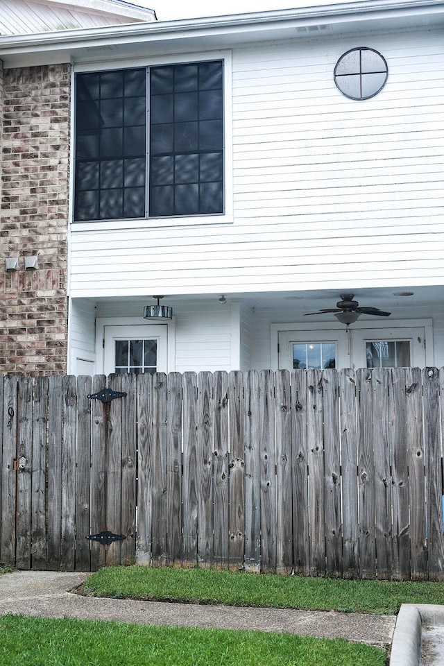 1620 Wellington Pl, Beaumont, TX 77706 - view of property exterior with brick siding
