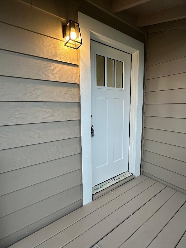 view of property entrance