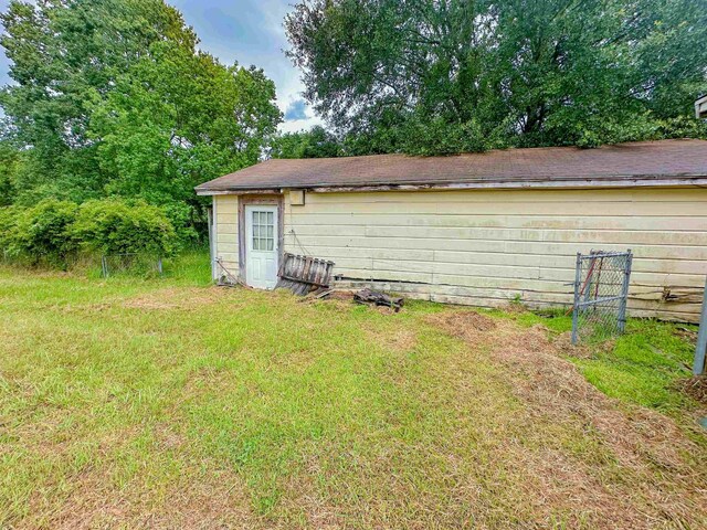 340 Meadow Dr, Bridge City, TX 77611 - photo 15