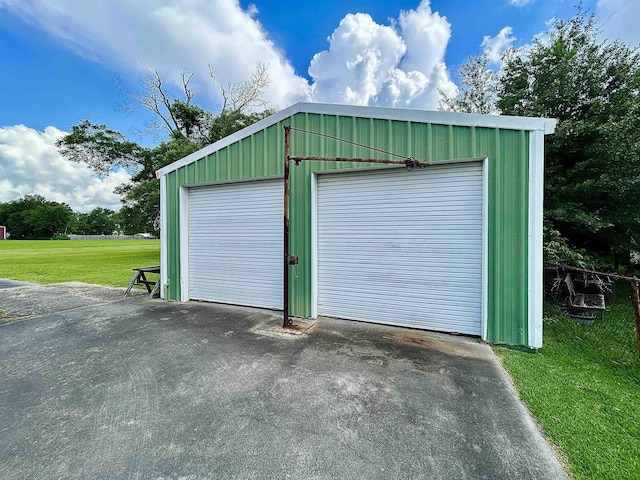 2349 Amino St, Port Arthur, TX 77640 - view of detached garage
