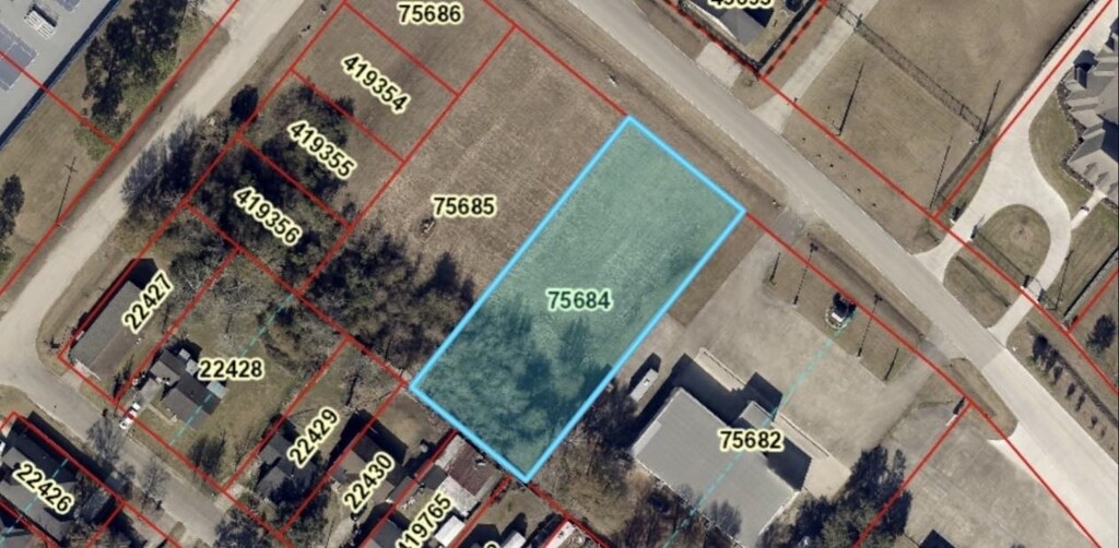 1837 18th St, Nederland, TX 77627 - photo 4