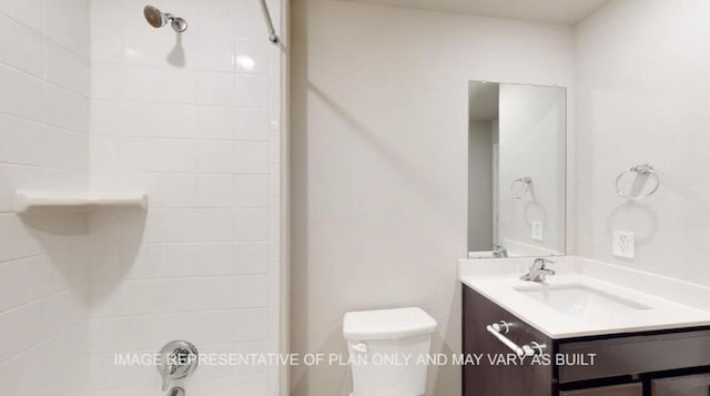1690 Haidlyns Way, Sour Lake, TX 77659 - bathroom with a shower, vanity, and toilet