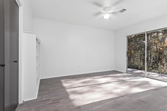 empty room with ceiling fan