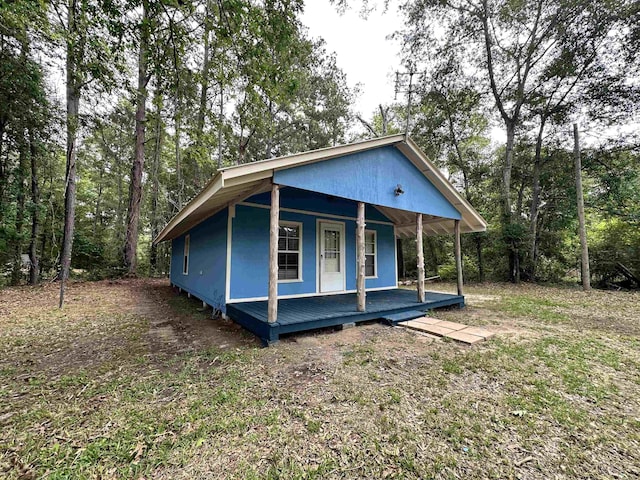 view of front of home with covered porch