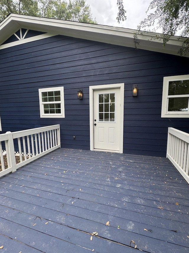 3824 Hays Ave, Groves, TX 77619 - view of wooden terrace
