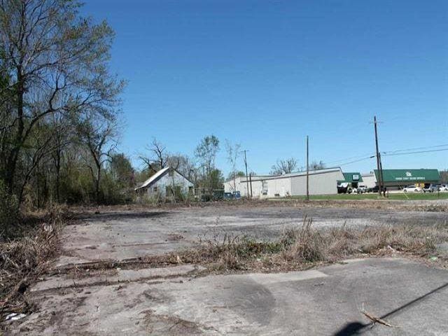 2795 Texas Ave, Bridge City, TX 77611 - photo 3