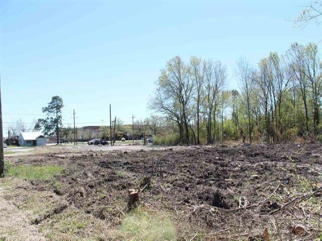 2795 Texas Ave, Bridge City, TX 77611 - photo 4