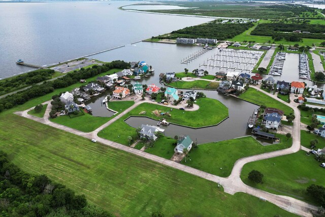 406 Island Way, Port Arthur, TX 77640