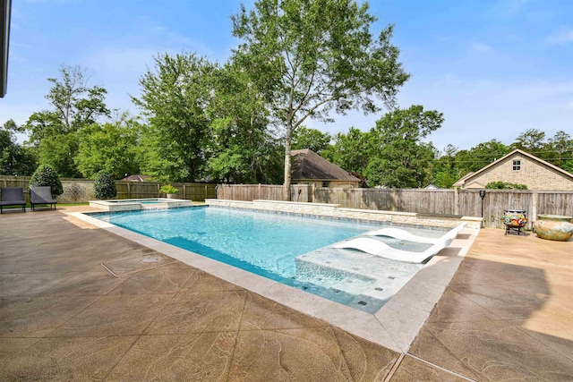 131 Oakdale, Silsbee, TX 77656 - view of pool featuring a patio, a fenced backyard, and a pool with connected hot tub