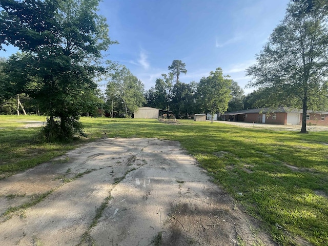 Listing photo 3 for 942 Harvey Ln, Vidor TX 77662