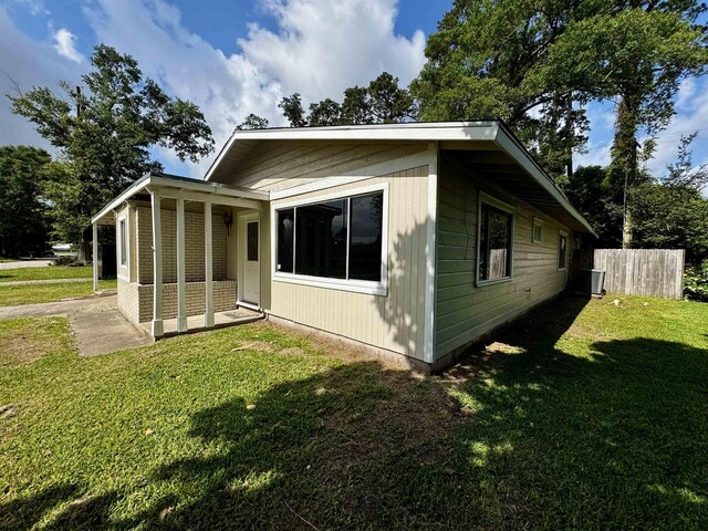 3025 19th St, Beaumont, TX 77706 - view of home's exterior
