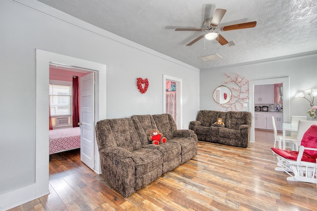 2213 Bonnie St, West Orange, TX 77630 - photo 11