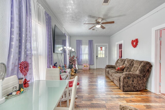 2213 Bonnie St, West Orange, TX 77630 - photo 12