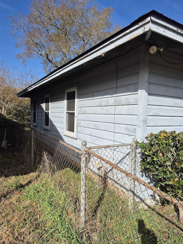 view of home's exterior