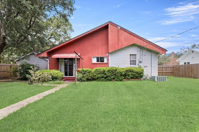 4300 Ferndale Dr, Port Arthur, TX 77642 - rear view of house