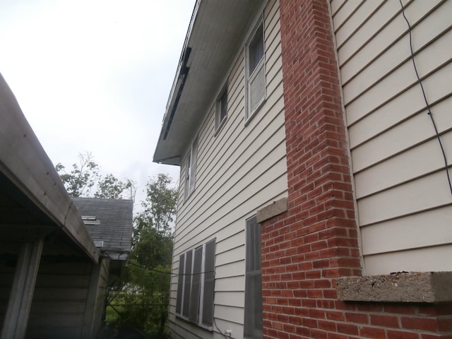 view of side of property