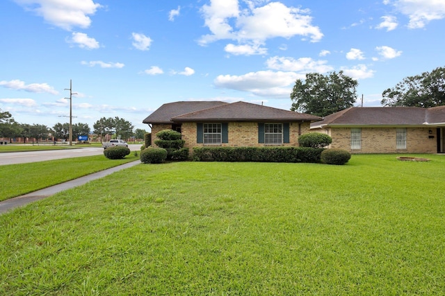 8425 Braeburn Ln, Beaumont, TX 77707 - photo 2