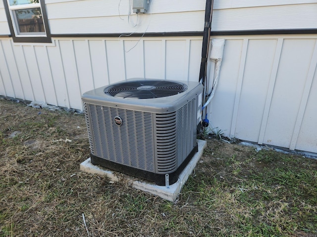 1313 Block St, Port Neches, TX 77651 - exterior view of cooling unit