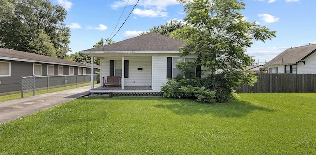 815 N 14th St, Nederland, TX 77627 - bungalow with a porch and roof with shingles