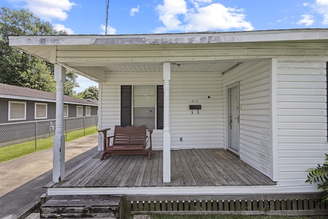 815 N 14th St, Nederland, TX 77627 - view of porch