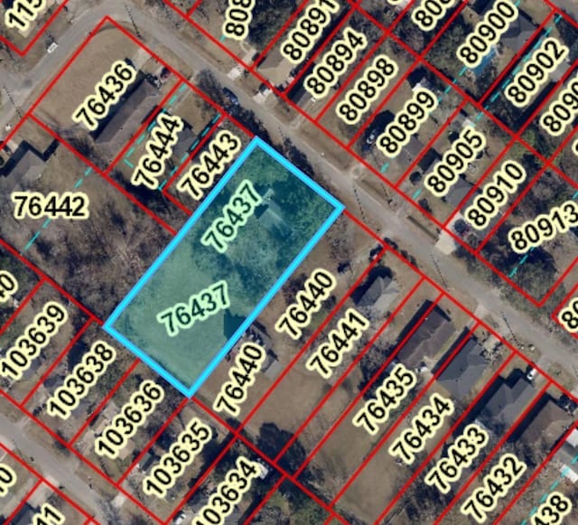 2927 Ruby Dr, Groves, TX 77619 - photo 3