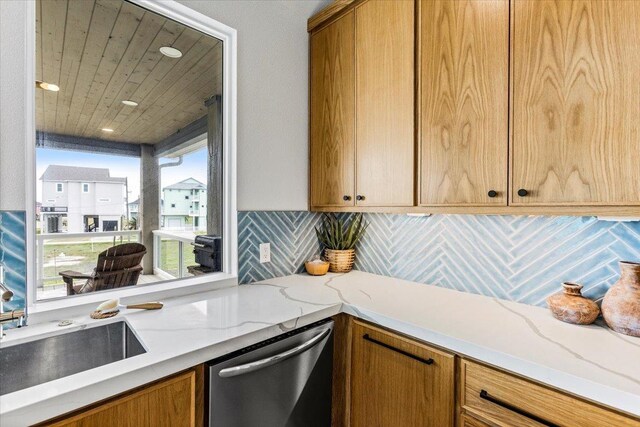 1990 Royalville Ct, Crystal Beach, TX 77650