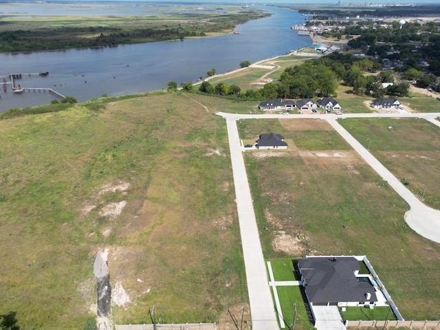 Listing photo 3 for 1433 Matthew Ave, Port Neches TX 77651