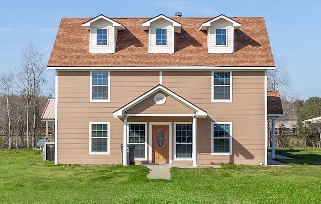 view of front of house featuring a front yard