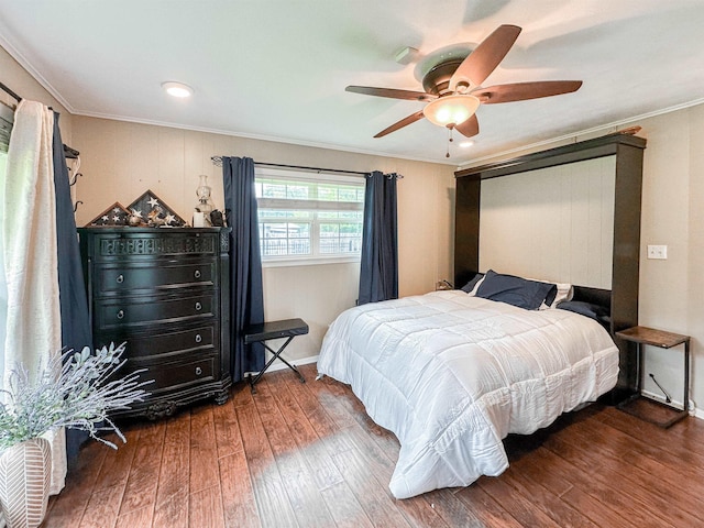 1100 Mitzi Rd, Vidor, TX 77662 - bedroom featuring hardwood / wood-style flooring, ornamental molding, ceiling fan, and baseboards