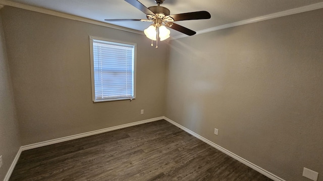 unfurnished room with dark wood-type flooring, ceiling fan, and ornamental molding