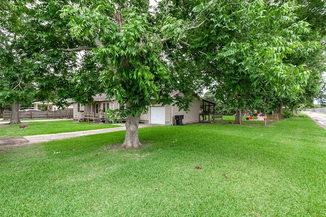 411 3rd St, Nederland, TX 77627 - photo 1
