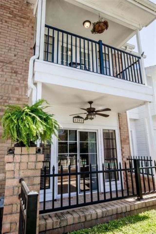 1620 Wellington Pl, Beaumont, TX 77706 - photo 3