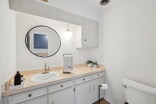 1210 Nottingham Ln, Beaumont, TX 77706 - half bath with toilet and vanity
