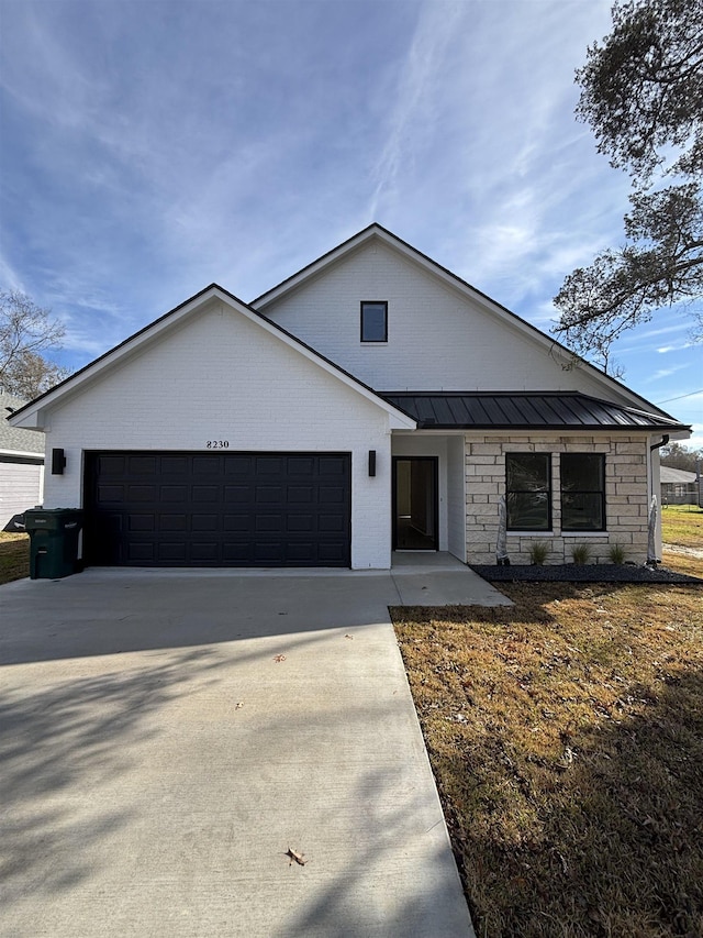 view of front of house with a garage