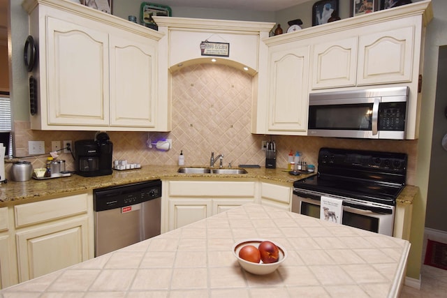 17825 Nonie Ln, Lumberton, TX 77657 - photo 8