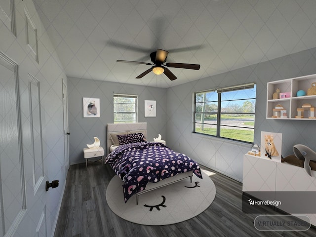 385 Warner St, Bridge City, TX 77611 - bedroom featuring wood finished floors and ceiling fan